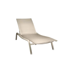 XS SUNLOUNGER